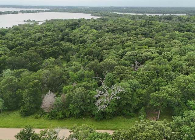 Property at 114 Oakmont Dr, Mabank, TX 75147