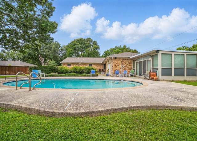 Property at 4548 Ivy Dr, Mesquite, TX 75150, 3 beds, 2 baths