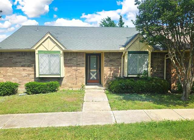 Property at 18 E Townhouse Ln #31, Grand Prairie, TX 75052, 2 beds, 2 baths