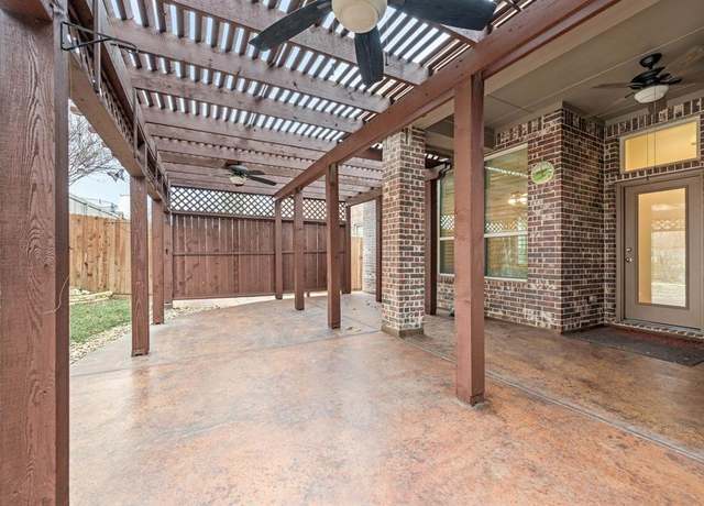 Property at 6413 Valley View Dr, Mckinney, TX 75071, 4 beds, 3.5 baths