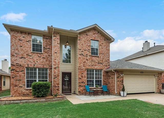 Property at 309 Stormydale Ln, Fort Worth, TX 76140, 4 beds, 2.5 baths