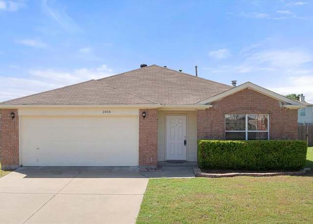Property at 1406 Anglican Dr, Arlington, TX 76002, 3 beds, 2 baths