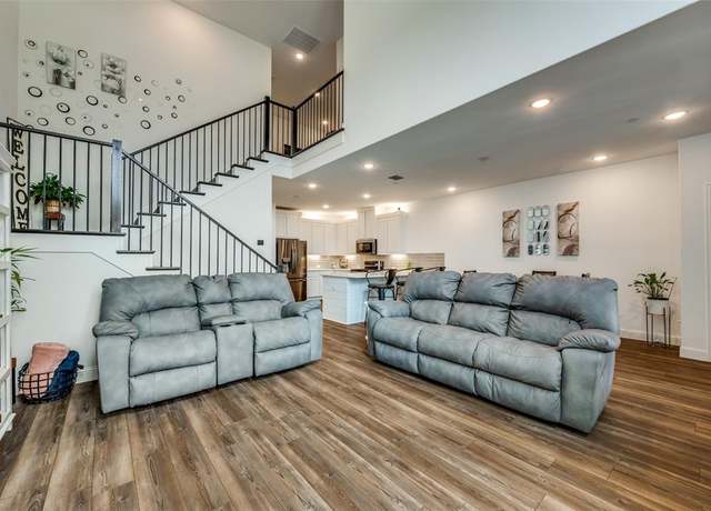 Property at 7379 Panicum Dr, Frisco, TX 75033, 2 beds, 2.5 baths
