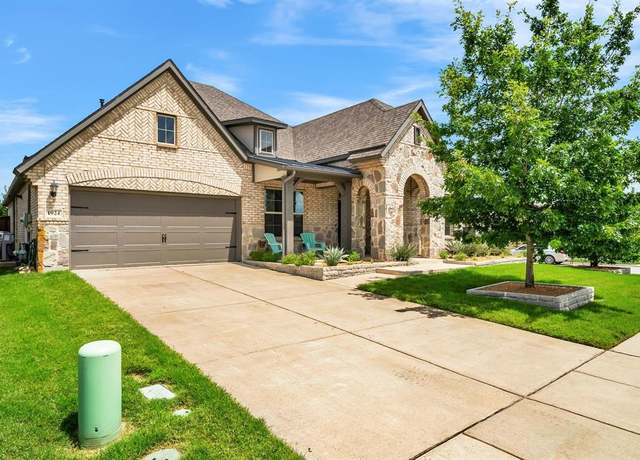 Property at 1924 Ann St, Celina, TX 75009, 4 beds, 3 baths