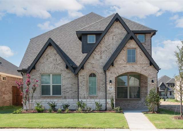 Property at 1428 Sun Garden Way, Fort Worth, TX 76247, 4 beds, 3.5 baths