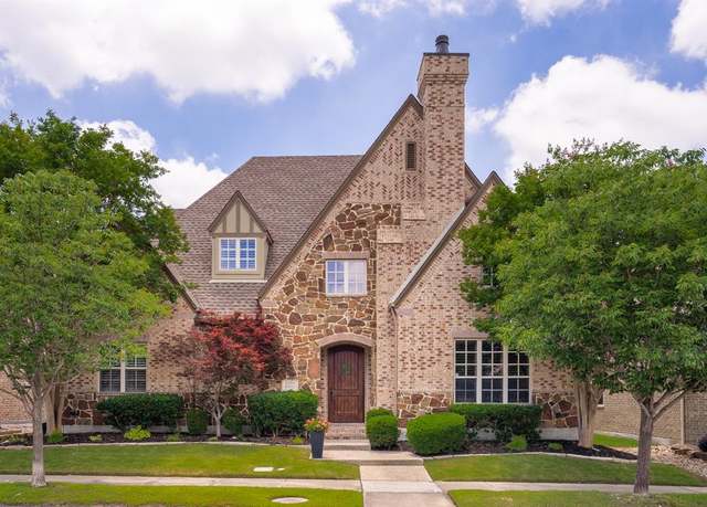 Property at 2204 Emerson Ln, Carrollton, TX 75010, 4 beds, 4.5 baths