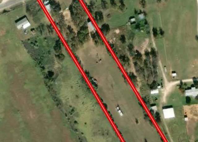Property at 1000 Fm 205, Stephenville, TX 76401, 3 beds, 1 bath