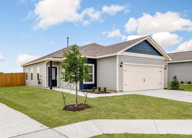 Property at 8317 White Wolf Trl, Ponder, TX 76259, 3 beds, 2 baths