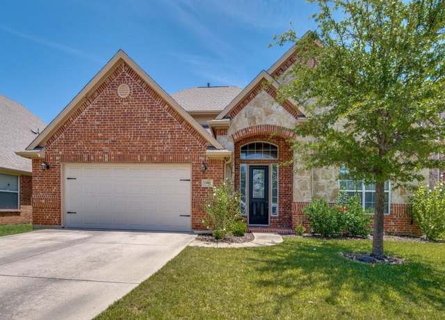 Property at 1902 Fountain Wood Dr, Euless, TX 76039, 4 beds, 3 baths