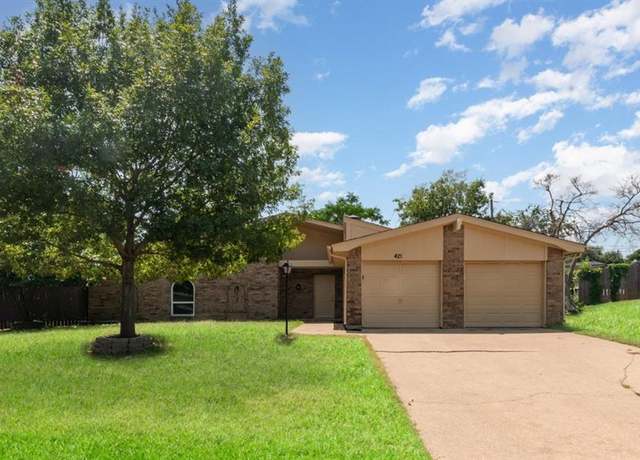 Property at 421 Cavender Ct, Hurst, TX 76054, 3 beds, 2 baths