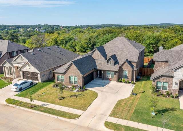 Property at 517 Ramon St, Burleson, TX 76028, 4 beds, 3.5 baths