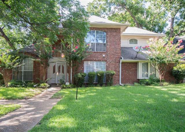 Property at 1412 Hyde Park Ln, Arlington, TX 76015, 4 beds, 3 baths
