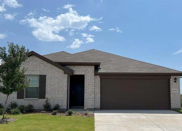 Property at 8213 Beltmill Pkwy, Fort Worth, TX 76131, 4 beds, 3 baths