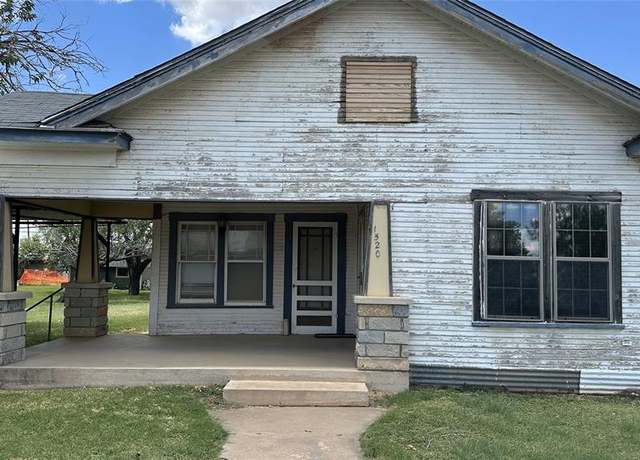 Property at 1520 Avenue N, Anson, TX 79501, 3 beds, 2 baths