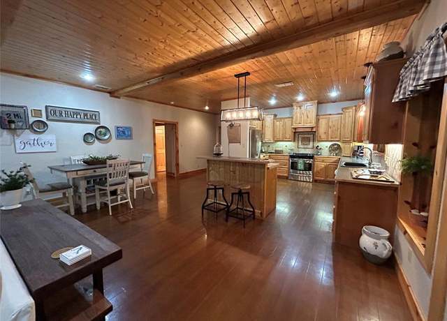 Property at 300 County Road 1170, Quitman, TX 75483, 2 beds, 3 baths