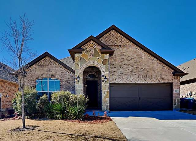 Property at 225 Palmerston Dr, Aledo, TX 76008, 4 beds, 2 baths