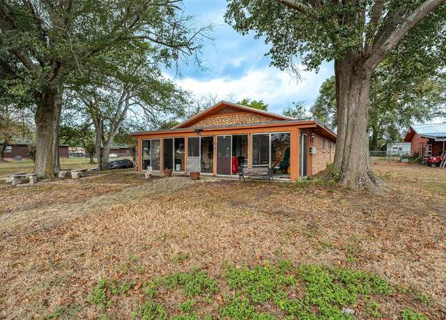 Property at 21360 Southwind, Chandler, TX 75758, 3 beds, 2.5 baths