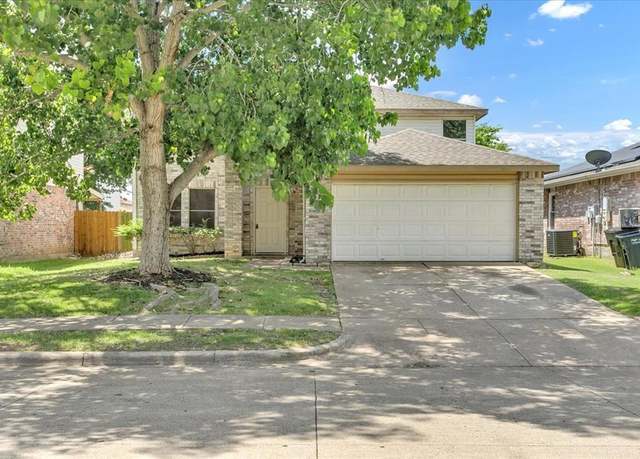 Property at 4241 Meadowknoll Dr, Fort Worth, TX 76123, 4 beds, 2.5 baths