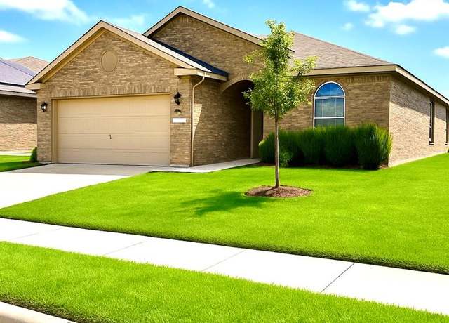 Property at 333 Marble Creek Dr, Fort Worth, TX 76131, 3 beds, 2 baths