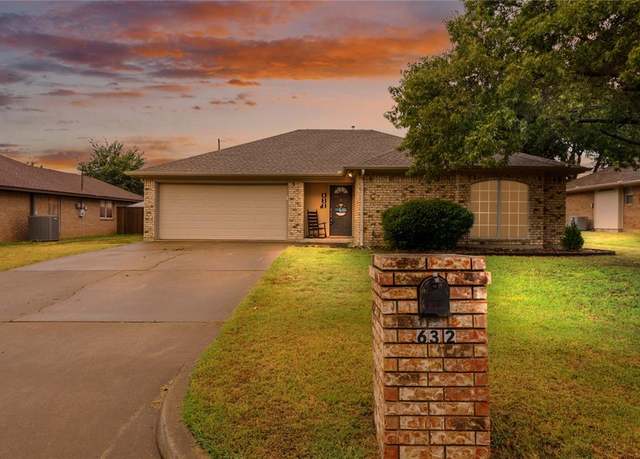 Property at 632 Meadow Ln, Roanoke, TX 76262, 3 beds, 2 baths