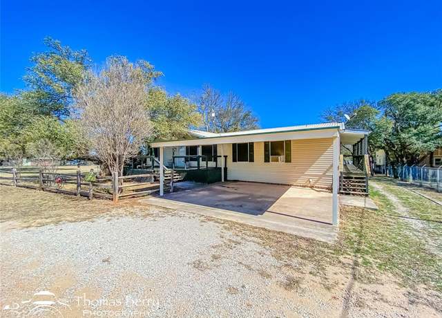Property at 193 County Road 563, Brownwood, TX 76801, 3 beds, 2 baths