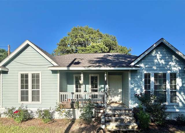 Property at 17677 County Road 4075, Scurry, TX 75158, 3 beds, 2 baths