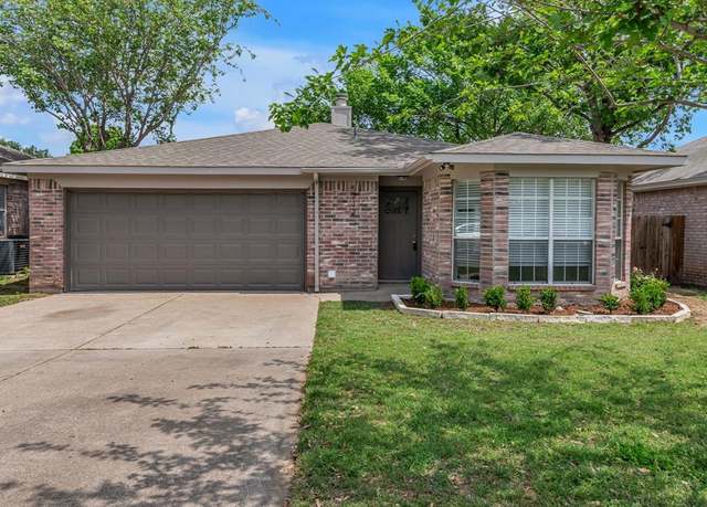 Property at 5712 Shady Springs Trl, Fort Worth, TX 76179, 3 beds, 2 baths