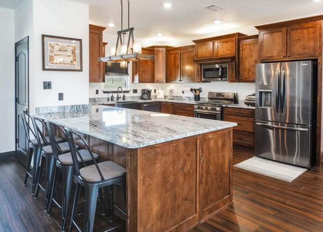 Property at 217 Polk, Bowie, TX 76230, 4 beds, 3.5 baths