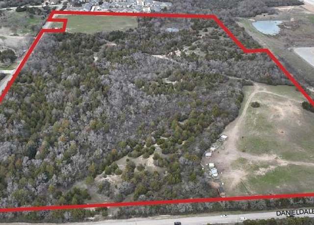 Property at 1400 Bolton Boone Dr, Desoto, TX 75115
