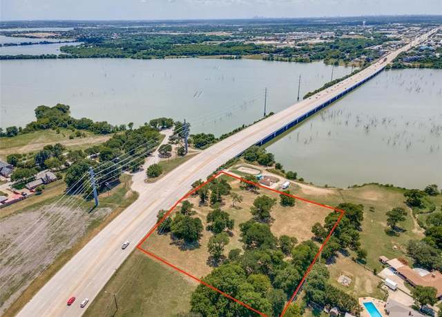 Property at 6851 Lakeview Pkwy, Rowlett, TX 75088