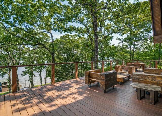 Property at 206 Dogwood Pt, Winnsboro, TX 75494, 5 beds, 4.5 baths