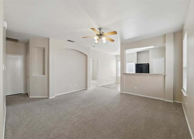 Property at 2146 Stonebrook Ln, Mesquite, TX 75181, 2 beds, 2 baths