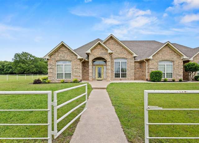 Property at 65 County Road 33800, Paris, TX 75460, 4 beds, 3.5 baths