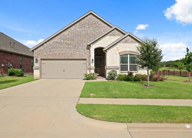 Property at 1340 Tucker Ln, Kennedale, TX 76060, 3 beds, 2 baths