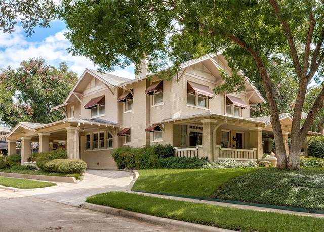 Property at 1351 Mistletoe Dr, Fort Worth, TX 76110, 4 beds, 2.5 baths