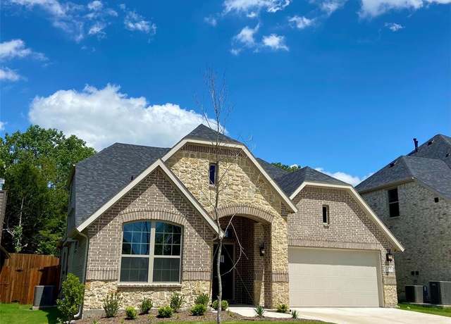 Property at 335 Cherbury Ln, Greenville, TX 75401, 4 beds, 3 baths