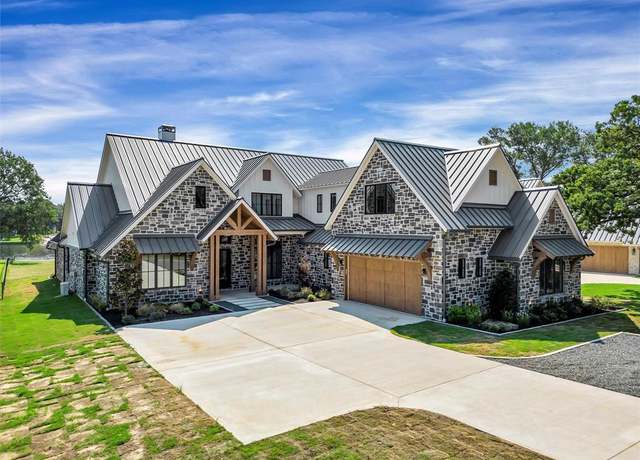Property at 2572 Groves Dr, Tool, TX 75143, 5 beds, 5.5 baths