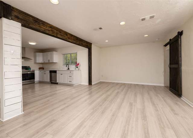 Property at 2535 Santa Cruz Dr, Dallas, TX 75227, 3 beds, 2 baths