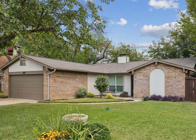 Property at 317 Wildfire Dr, Lewisville, TX 75067, 4 beds, 2 baths