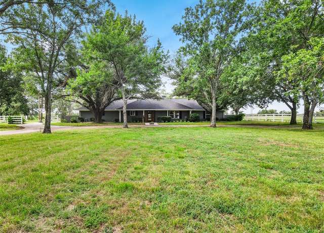 Property at 3525 Texas Highway 11 W, Sulphur Springs, TX 75482, 4 beds, 3 baths