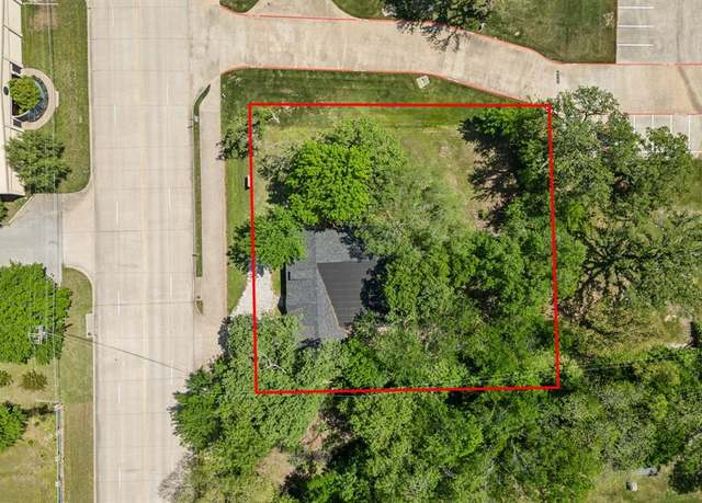 Property at 1009 Church St, Colleyville, TX 76034, 2 beds, 2 baths