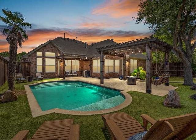 Property at 3227 Newhaven Dr, Highland Village, TX 75077, 4 beds, 3 baths