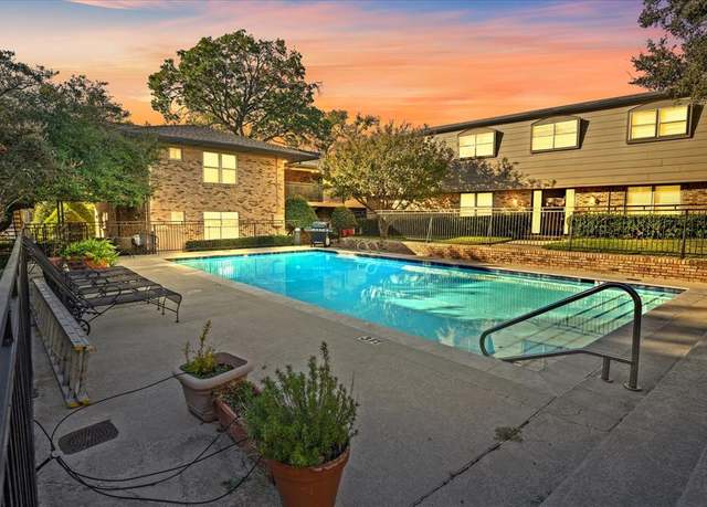 Property at 7925 Royal Ln #214, Dallas, TX 75230, 2 beds, 2 baths