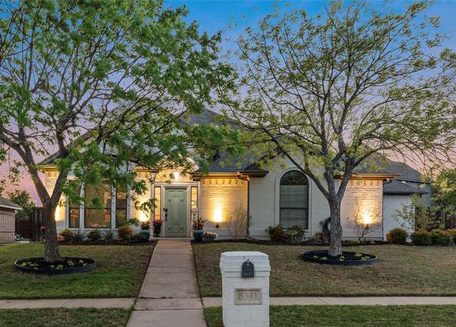 Property at 8341 Red Rose Trl, North Richland Hills, TX 76182, 4 beds, 2.5 baths