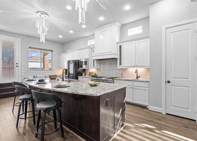Property at 2812 Orchid St, Carrollton, TX 75007, 4 beds, 4.5 baths