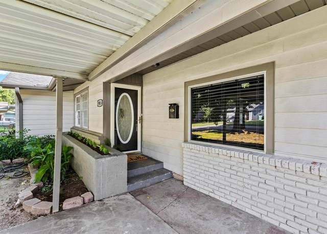 Property at 1414 N Binkley St, Sherman, TX 75092, 3 beds, 2 baths