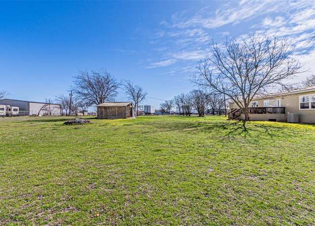 Property at 17375 Gaffield Rd Rd, Justin, TX 76247, 3 beds, 2 baths