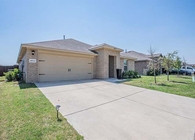Property at 2944 Shoemaker Dr, Royse City, TX 75189, 4 beds, 2 baths