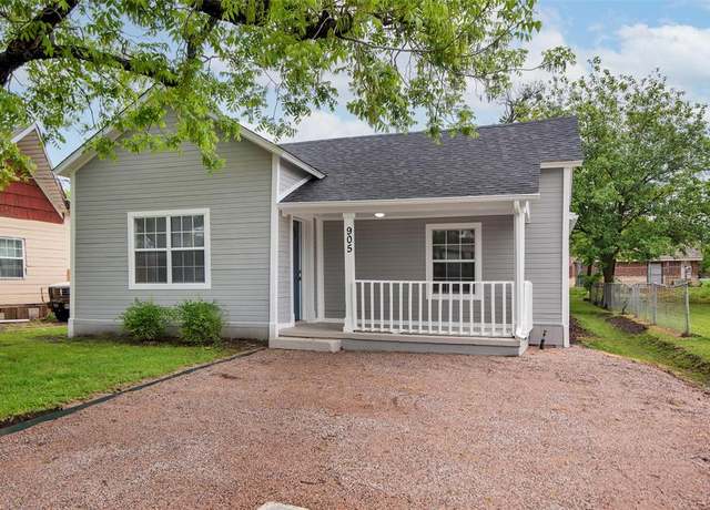 Property at 905 N Music St, Sherman, TX 75090, 3 beds, 1.5 baths