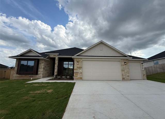 Property at 229 Lasso Loop, Lorena, TX 76655, 4 beds, 3 baths
